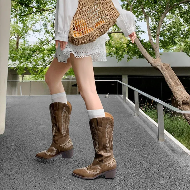 Fashion R Toe Western Boots For Women Embroidered Cowboy Boots In Black/Brown