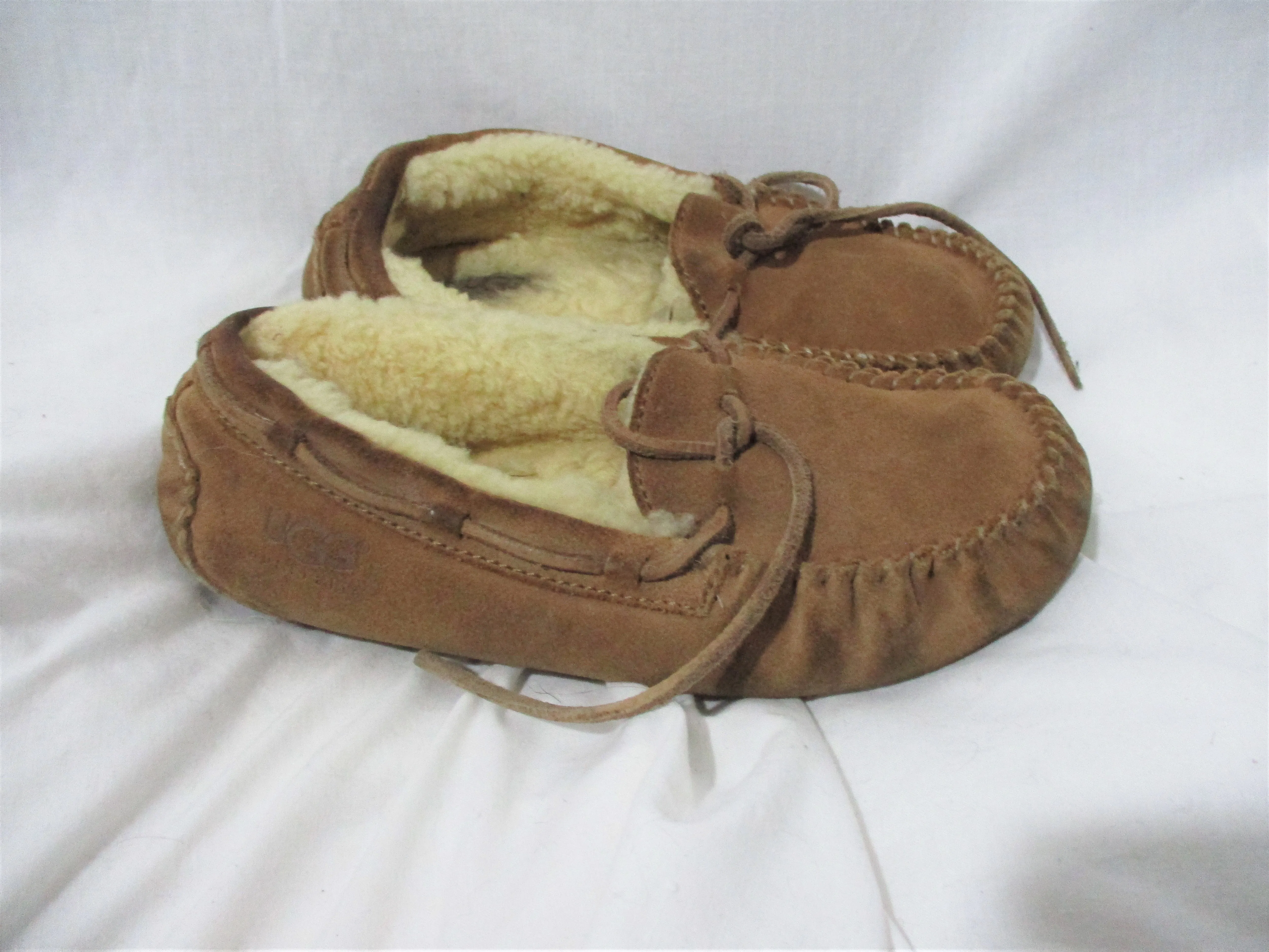 Girls UGG AUSTRALIA 5296 DAKOTA Suede Moccasin Shoe 3 Slipper CHESTNUT BROWN