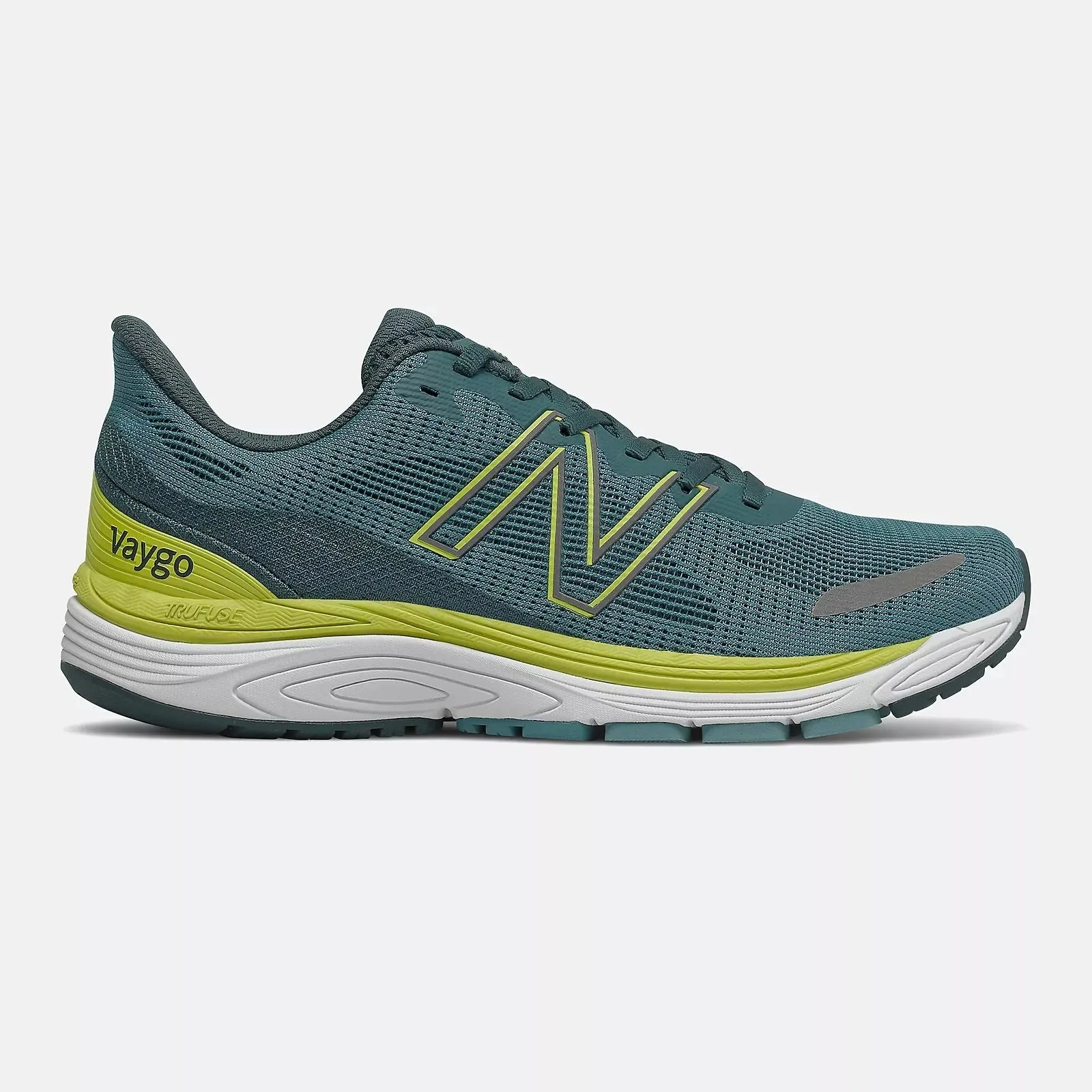 Men's Wide Fit New Balance MVYGO Vaygo Running Trainers