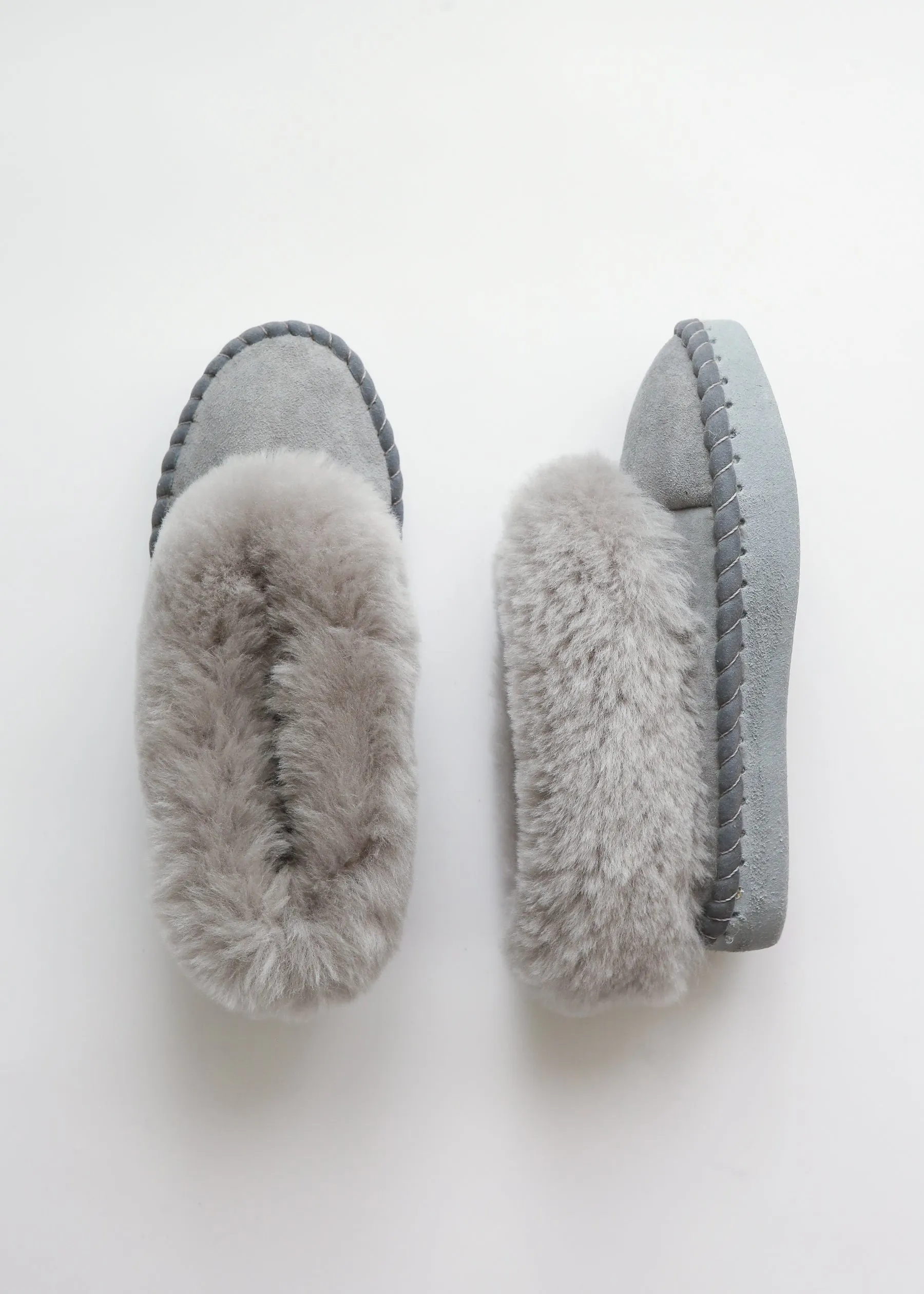 Women's Sheepskin Moccasin Slippers – Soft Grey